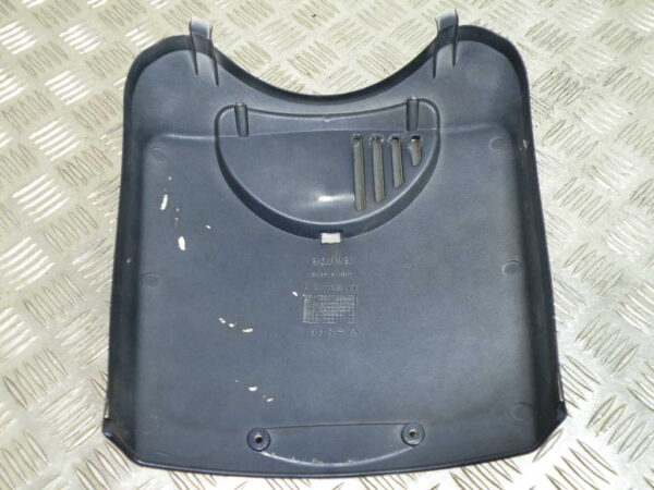 Carénage trappe avant APRILIA SCARABEO 125 4t -2003-