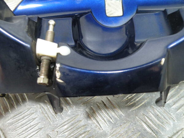 Carénage de phare avant APRILIA SCARABEO 125 4t -2003-