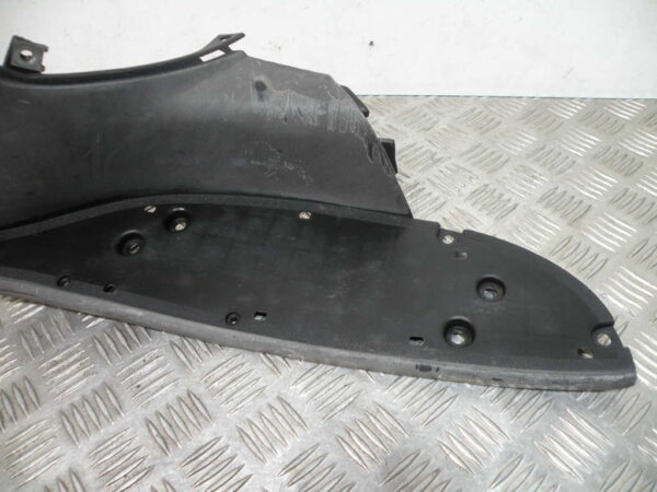 Marche pied APRILIA SCARABEO 125 4t -2003-