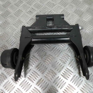 Support moteur APRILIA SCARABEO 125 4t -2003-