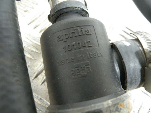 Durite de radiateur APRILIA SCARABEO 125 4t -2003-