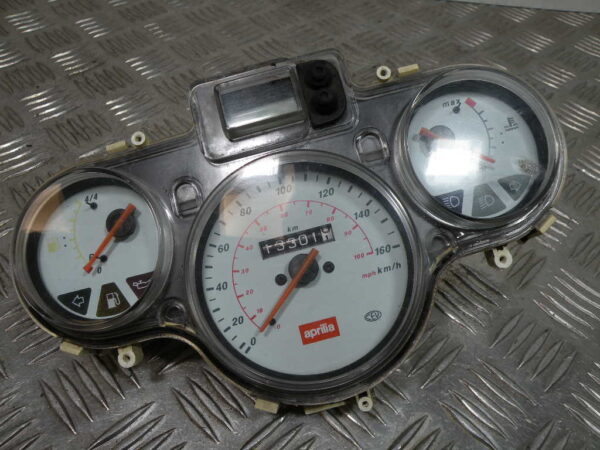 Compteur (13 301 km) APRILIA SCARABEO 125 4t -2003-