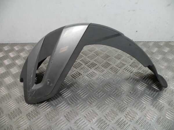 Garde boue avant gauche PIAGGIO MP3 YOURBAN 125 4t -2011-