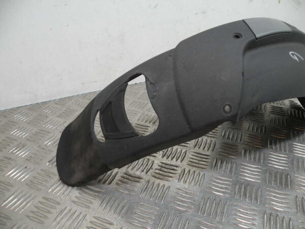 Garde boue avant gauche PIAGGIO MP3 YOURBAN 125 4t -2011-