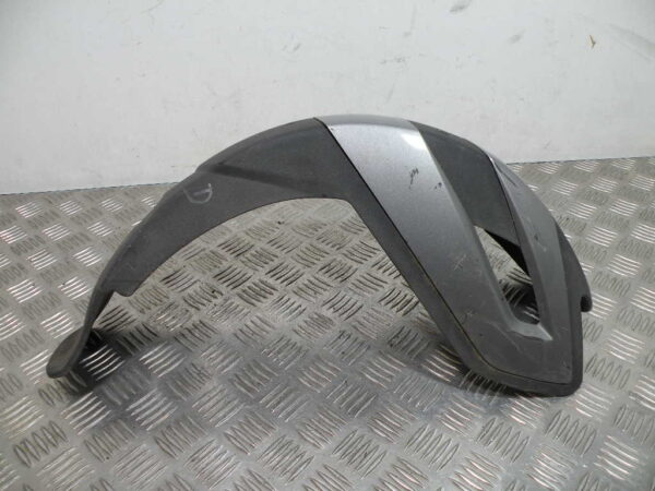 Garde boue avant droit PIAGGIO MP3 YOURBAN 125 4t -2011-