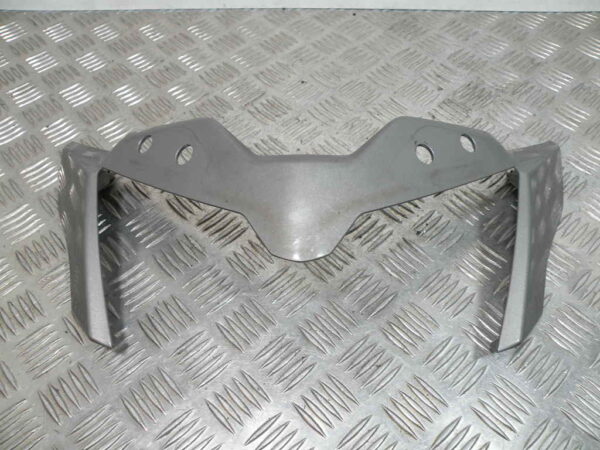 Entourage de phare PIAGGIO MP3 YOURBAN 125 4t -2011-