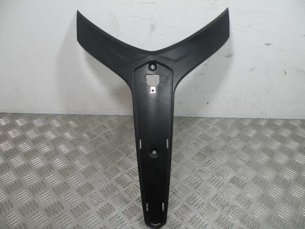 Jonction de carénage avant PIAGGIO MP3 YOURBAN 125 4t -2011-