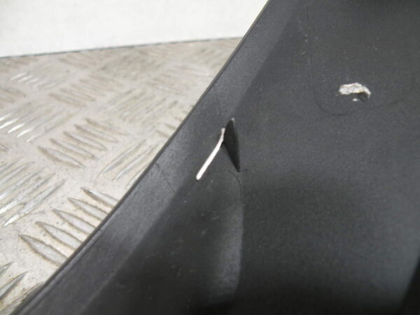 Jonction de carénage avant PIAGGIO MP3 YOURBAN 125 4t -2011-