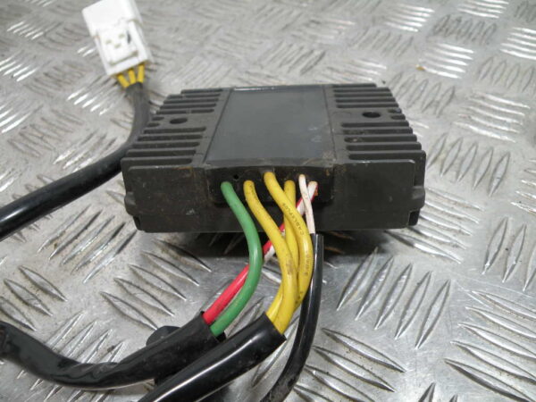 Régulateur tension PIAGGIO MP3 YOURBAN 125 4t -2011-