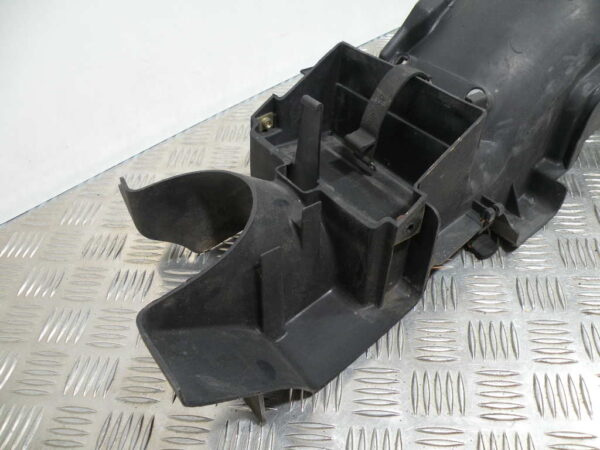 Passage de roue arrière YAMAHA XJ6 DIVERSION 600 4t -1998-