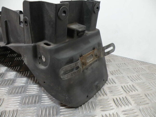 Passage de roue arrière YAMAHA XJ6 DIVERSION 600 4t -1998-