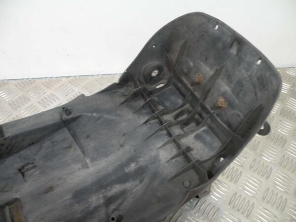 Passage de roue arrière YAMAHA XJ6 DIVERSION 600 4t -1998-