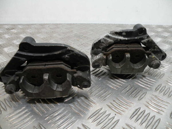 Étriers de frein avant YAMAHA XJ6 DIVERSION 600 4t -1998-