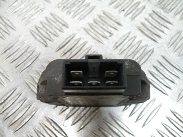 Régulateur de tension YAMAHA XJ6 DIVERSION 600 4t -1998-