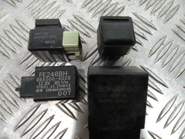Relais électrique YAMAHA XJ6 DIVERSION 600 4t -1998-