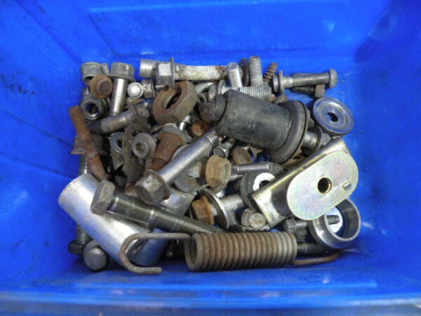 Visserie YAMAHA XJ6 DIVERSION 600 4t -1998-