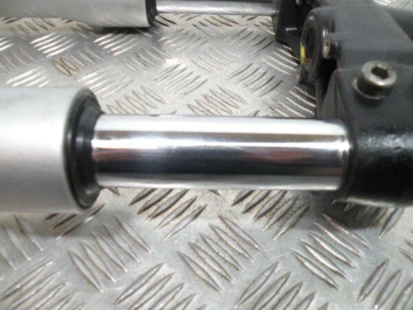 Fourche BEVERLY 350 4t -2013-