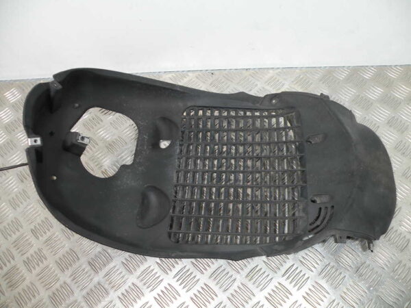 Grille de radiateur BEVERLY 350 4t -2013-