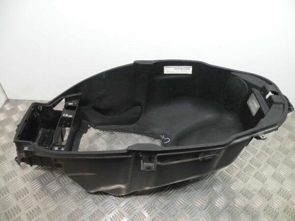 Coffre sous selle BEVERLY 350 4t -2013-