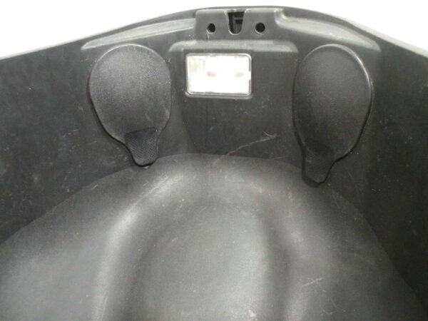 Coffre sous selle BEVERLY 350 4t -2013-