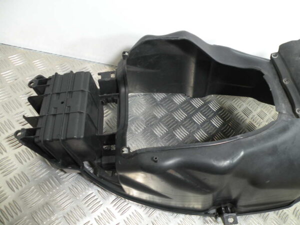 Coffre sous selle BEVERLY 350 4t -2013-