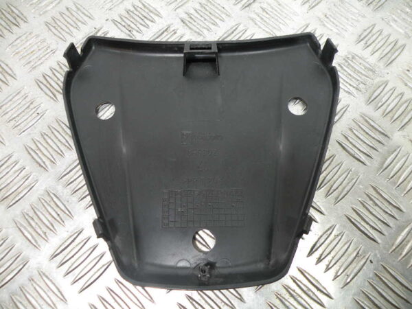 Carénage support top case BEVERLY 350 4t -2013-