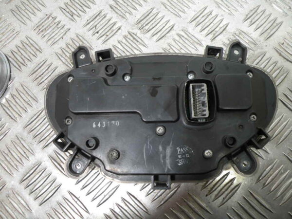 Compteur (51 615 km) BEVERLY 350 4t -2013-