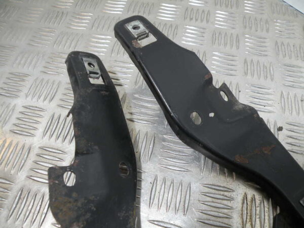 Renfort marchepied PIAGGIO MP3 400 4t -2010-