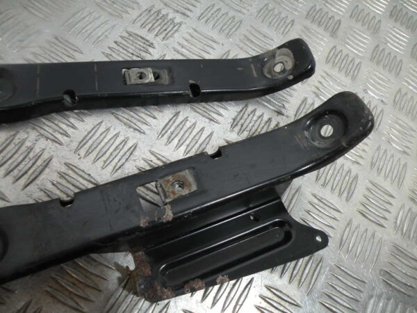 Renfort marchepied PIAGGIO MP3 400 4t -2010-