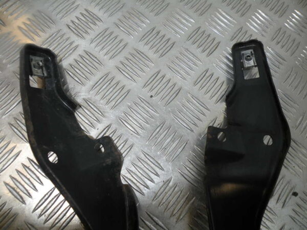 Renfort marchepied PIAGGIO MP3 400 4t -2010-