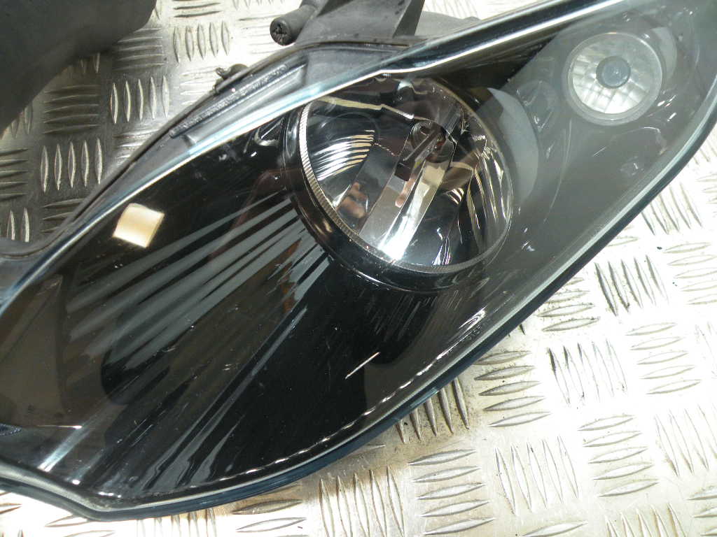 Optique / Phare avant PIAGGIO MP3 400 4t -2010-