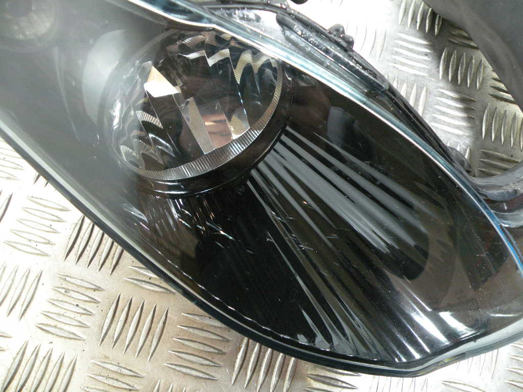 Optique / Phare avant PIAGGIO MP3 400 4t -2010-