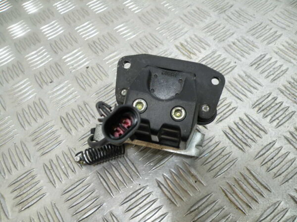 Étrier du Roll lock PIAGGIO MP3 400 4t -2010-