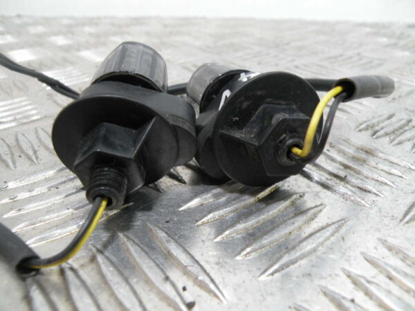 Clignotant avant PIAGGIO MP3 400 4t -2010-