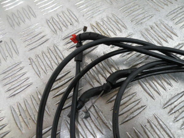 Câble de selle et trappe à essence PIAGGIO MP3 400 4t -2010-