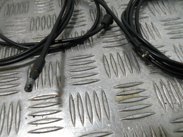 Câble de selle et trappe à essence PIAGGIO MP3 400 4t -2010-