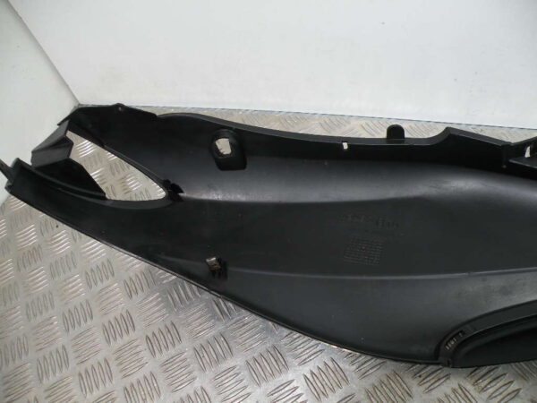 Coque arrière gauche PIAGGIO FLY 50 2t -2012-