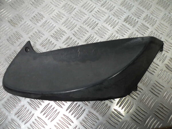 Carénage latéral droit PIAGGIO FLY 50 2t -2012-