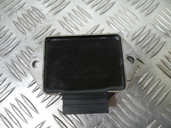 Régulateur de tension PIAGGIO FLY 50 2t -2012-