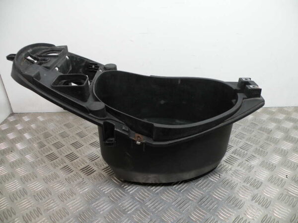 Coffre sous selle GILERA STALKER 50 2t -2010-
