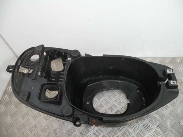 Coffre sous selle GILERA STALKER 50 2t -2010-
