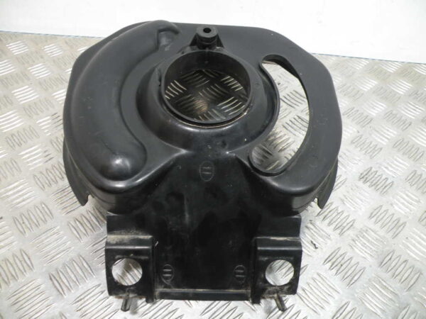 Passage de roue avant GILERA STALKER 50 2t -2010-