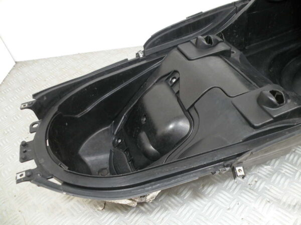 Coffre sous selle YAMAHA MAJESTY 400 4t -2009-