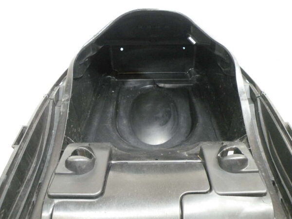 Coffre sous selle YAMAHA MAJESTY 400 4t -2009-