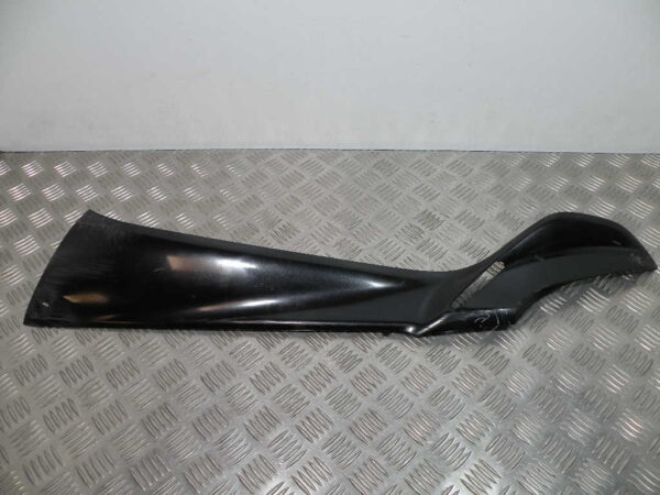 Bas de caisse gauche YAMAHA MAJESTY 400 4t -2009-