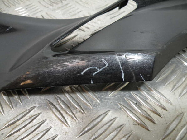 Bas de caisse gauche YAMAHA MAJESTY 400 4t -2009-