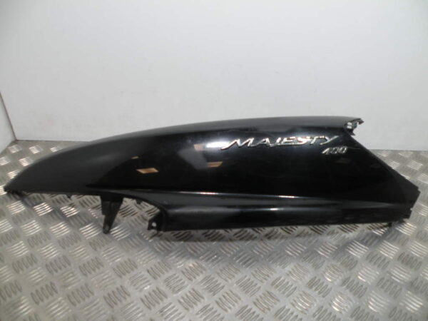 Coque arrière gauche YAMAHA MAJESTY 400 4t -2009-