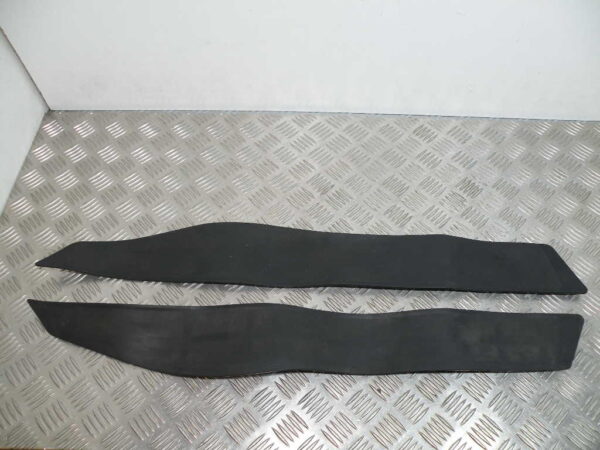 Tapis de marchepied YAMAHA MAJESTY 400 4t -2009-