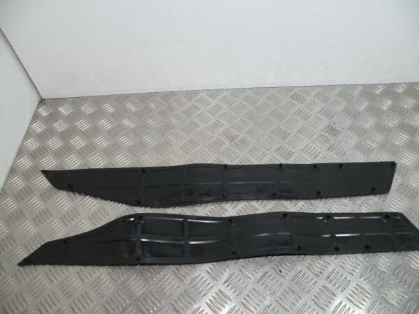 Tapis de marchepied YAMAHA MAJESTY 400 4t -2009-