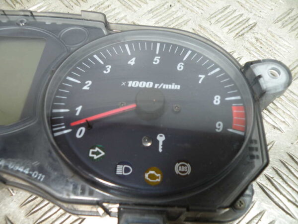Compteur YAMAHA MAJESTY 400 4t -2009-
